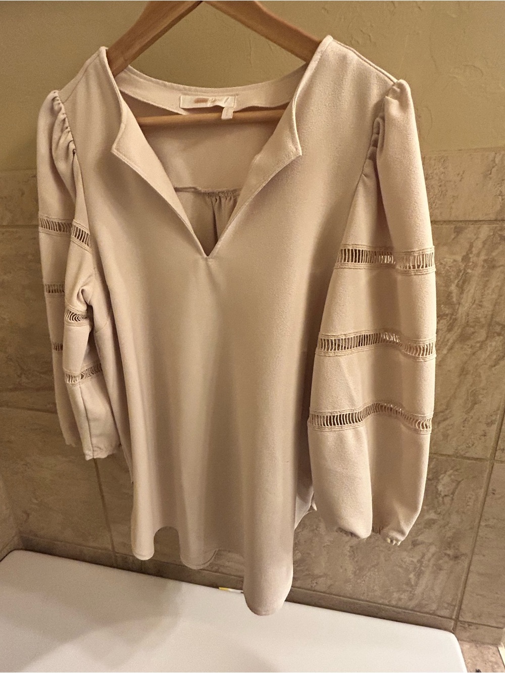 See By Chloé Nude V-Neck Peasant Sleeve Top